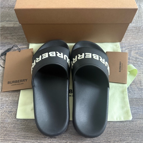 Burberry Black Slide Sandals women size 36 US size 6 - Picture 4 of 8